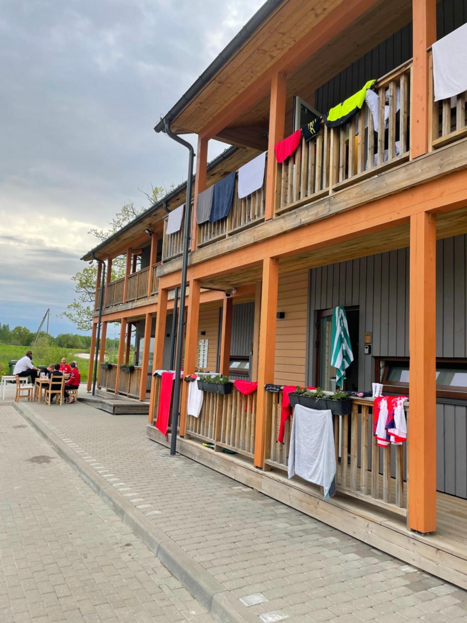 Bestes Apartamenti Koceni Kültér fotó