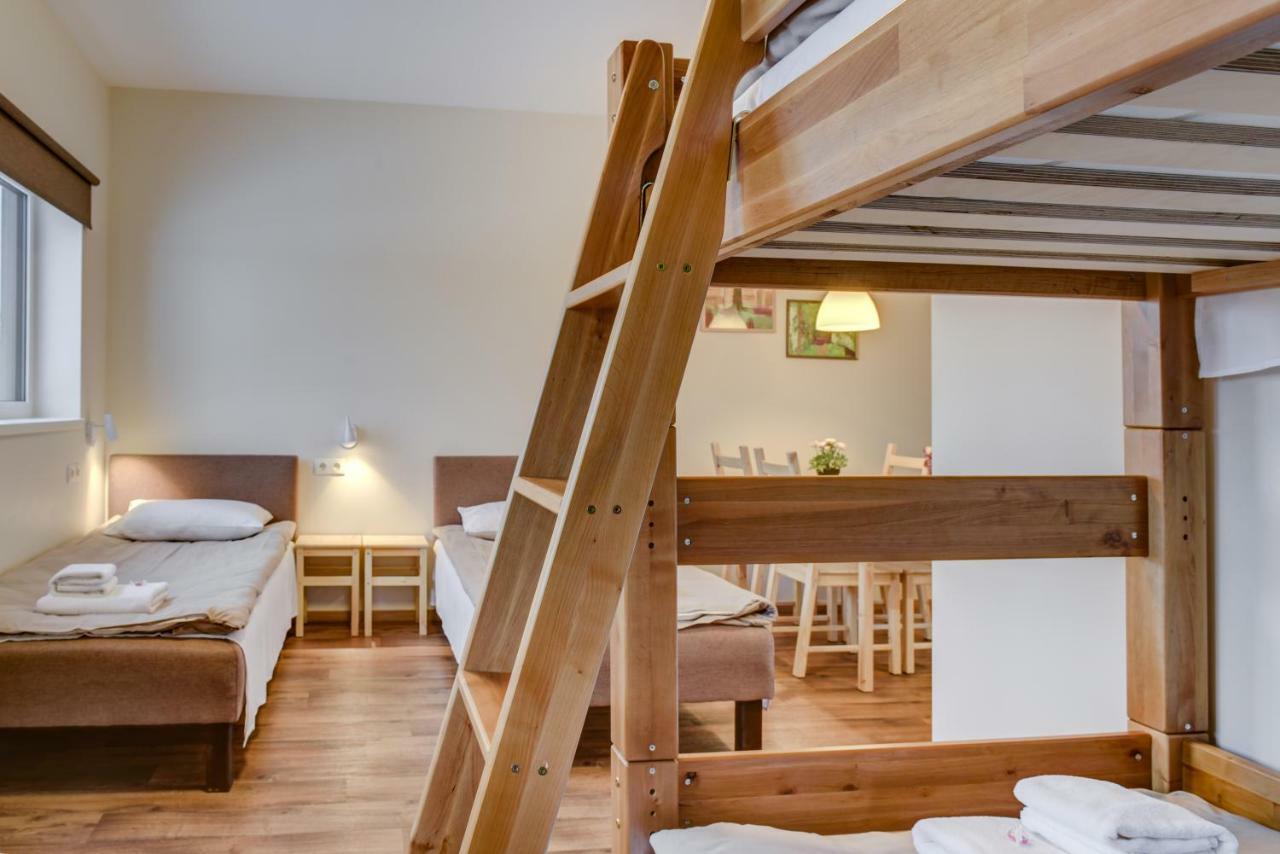 Bestes Apartamenti Koceni Kültér fotó