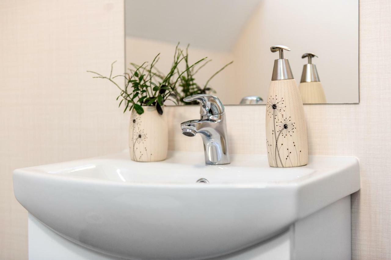Bestes Apartamenti Koceni Kültér fotó