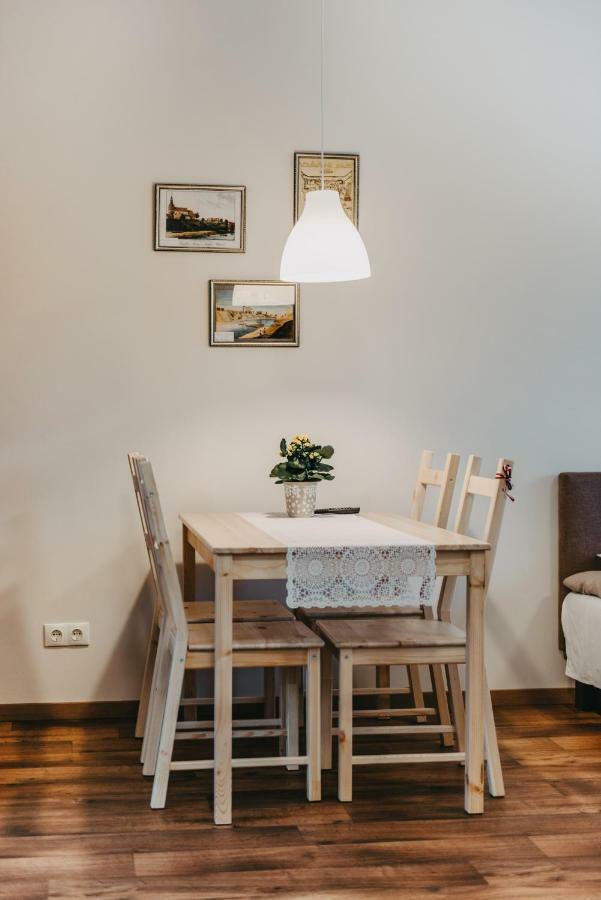 Bestes Apartamenti Koceni Kültér fotó